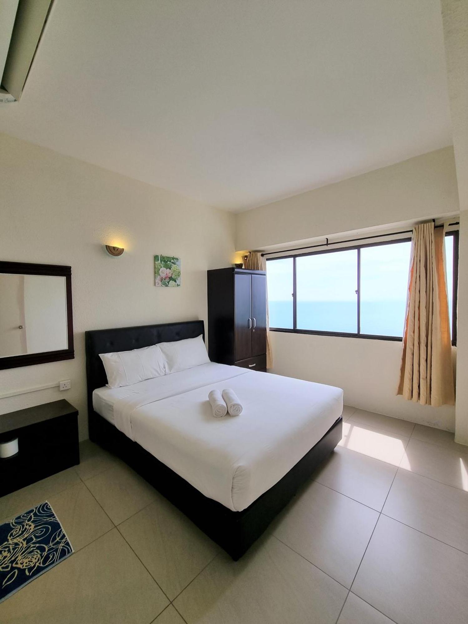 Green Ocean Seaview Apartment Batu Feringgi Exterior foto