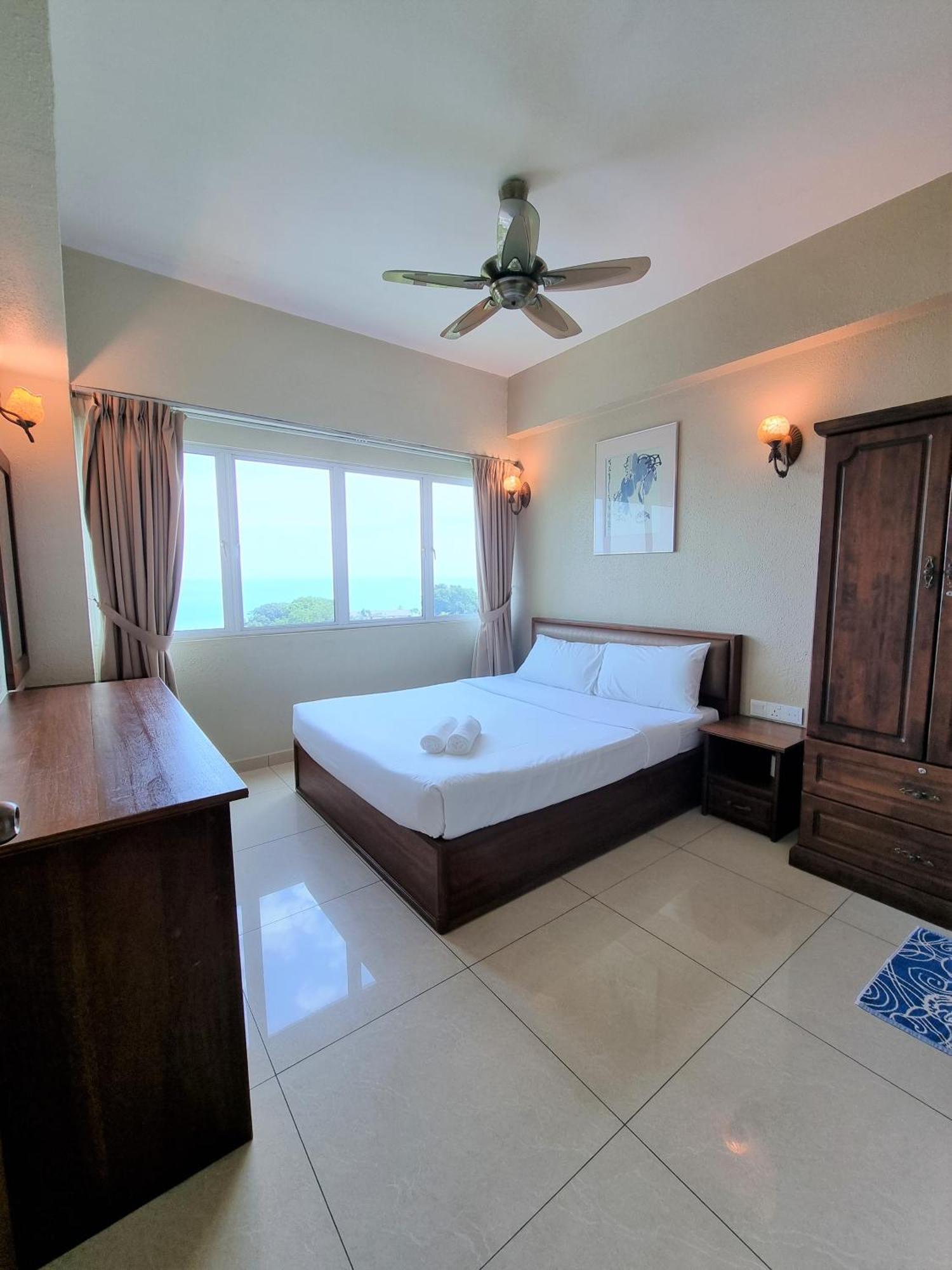 Green Ocean Seaview Apartment Batu Feringgi Exterior foto
