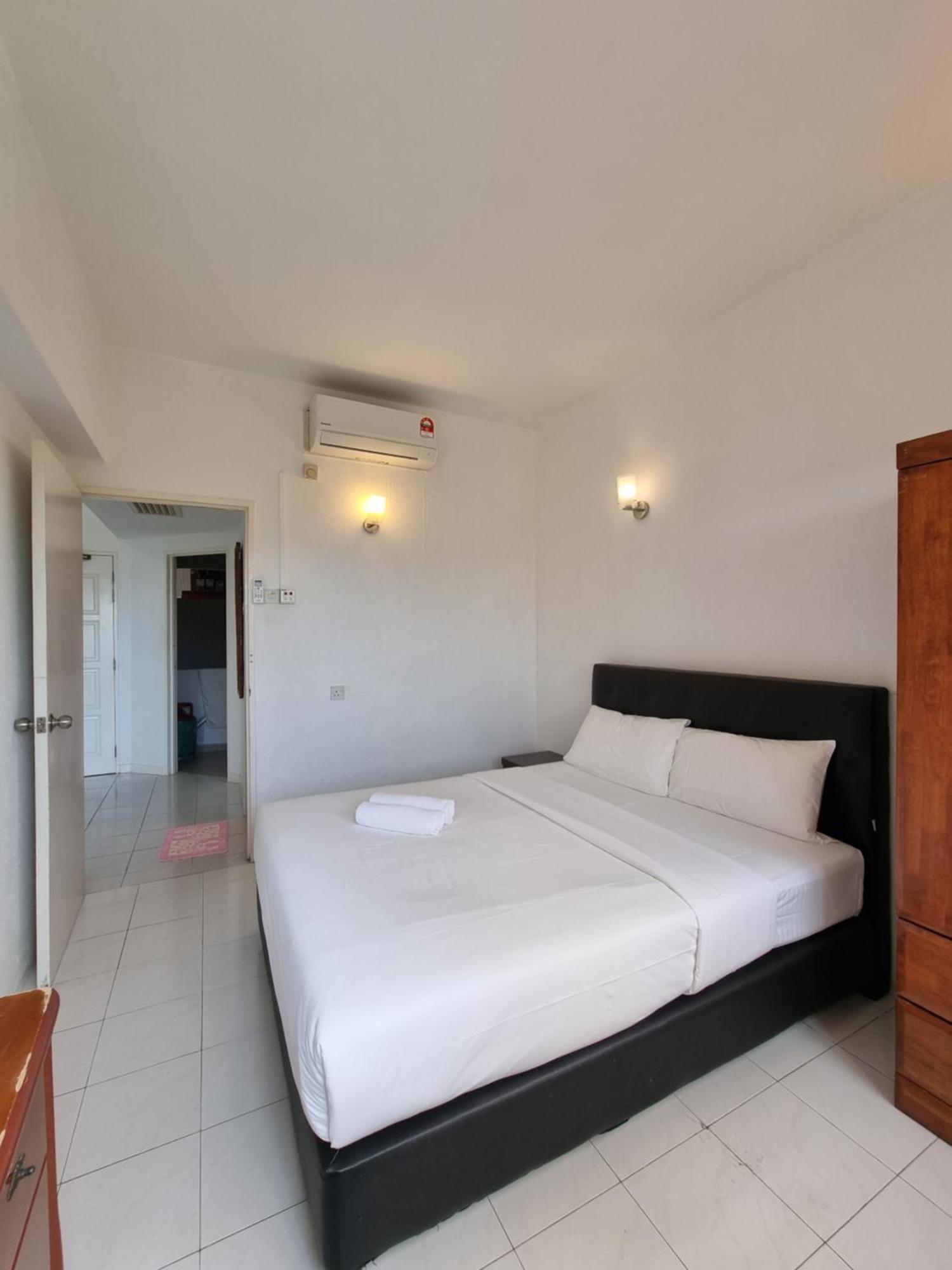 Green Ocean Seaview Apartment Batu Feringgi Exterior foto