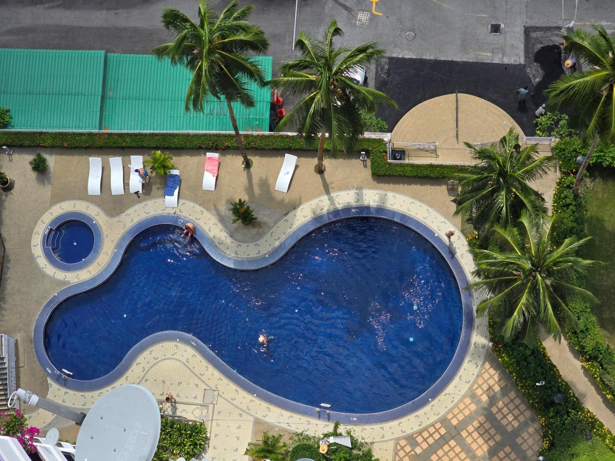 Green Ocean Seaview Apartment Batu Feringgi Exterior foto