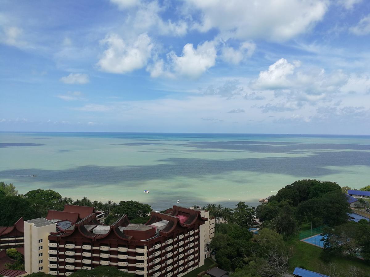 Green Ocean Seaview Apartment Batu Feringgi Exterior foto